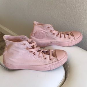 CONVERSE CHUCK TAYLOR high tops 7.5